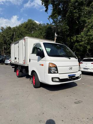 HYUNDAI HR 2.5 LONGO SEM CAÇAMBA 4X2 16V 130CV TURBO INTERCOOLER DIESEL 2P MANUAL HYUNDAI HR 2.5 LONGO SEM CAÇAMBA 4X2 16V 130CV TURBO INTERCOOLER DIESEL 2P MANUAL